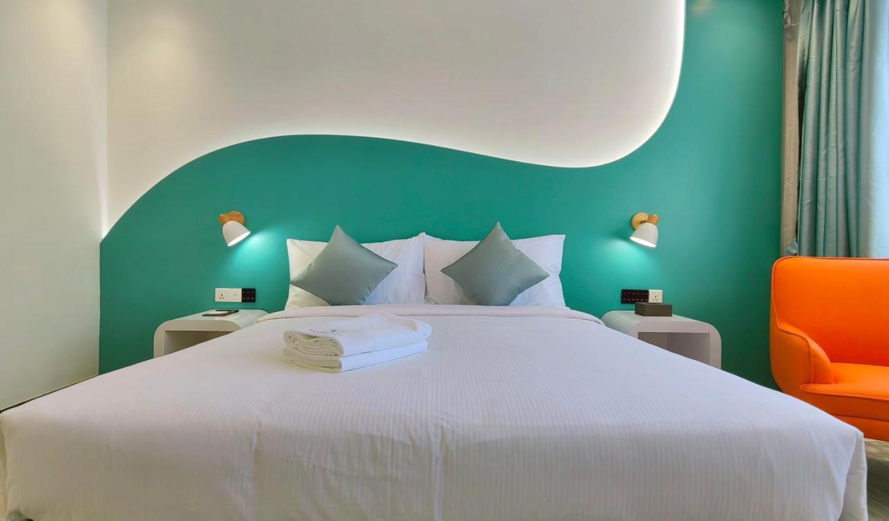 Kuching Park Hotel Εξωτερικό φωτογραφία