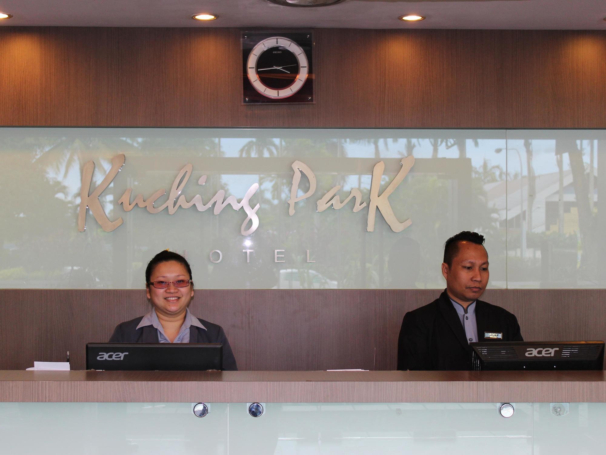 Kuching Park Hotel Εξωτερικό φωτογραφία